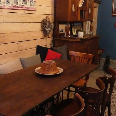 Bed & Breakfast La Grange Du Kerala